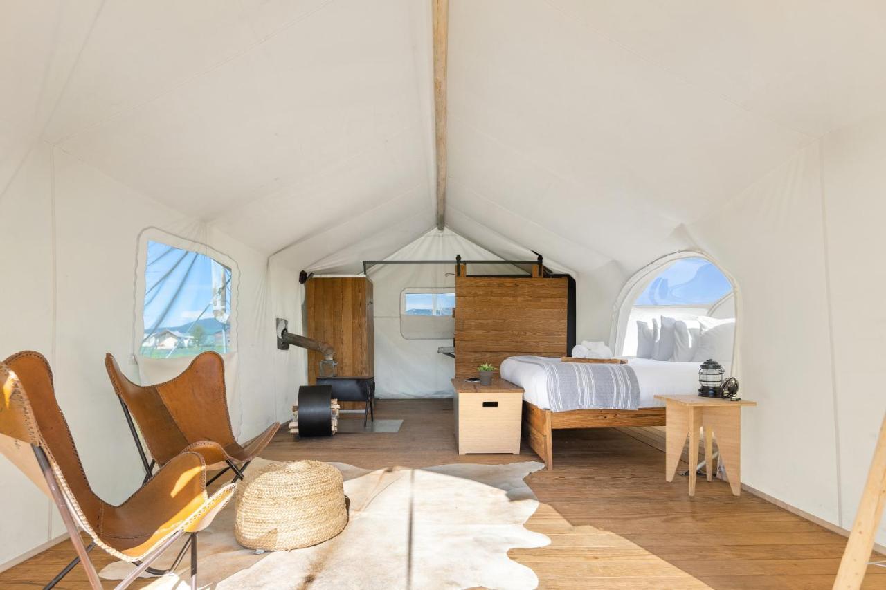 Under Canvas West Yellowstone Dış mekan fotoğraf